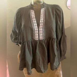 Banana Republic Women's Olive Green Cropped Peasant Top, EUC